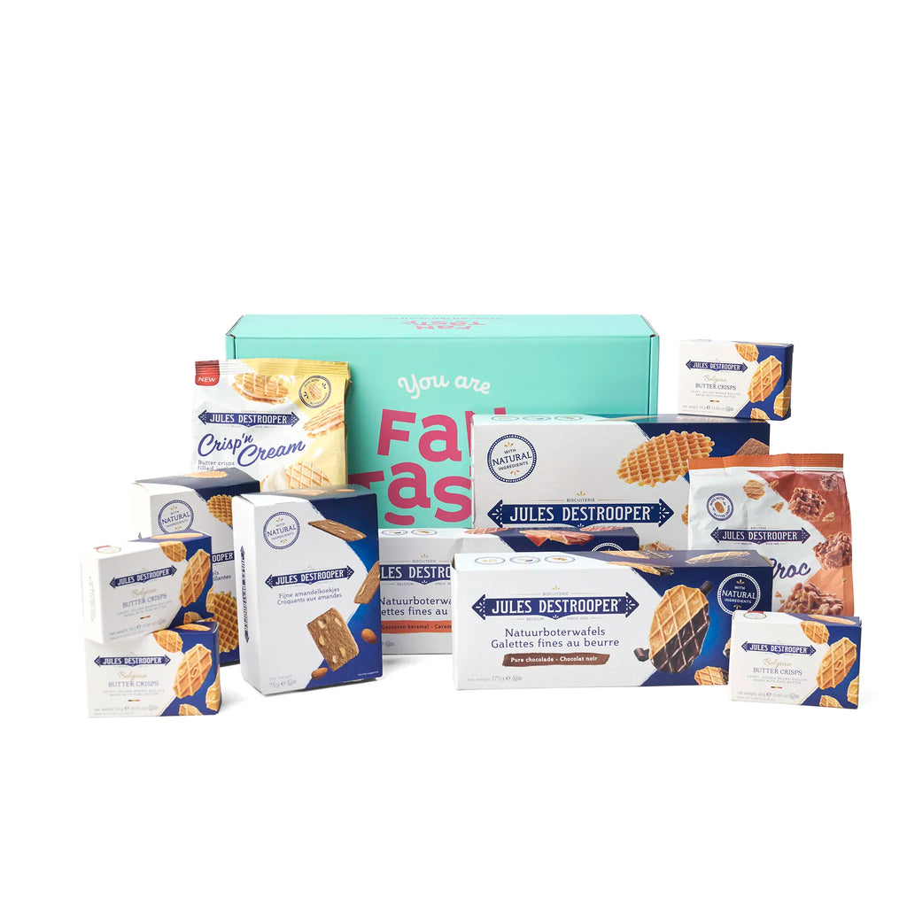 Alle producten uit het VIP Geschenk Jules Destrooper uitgestald rondom de doos